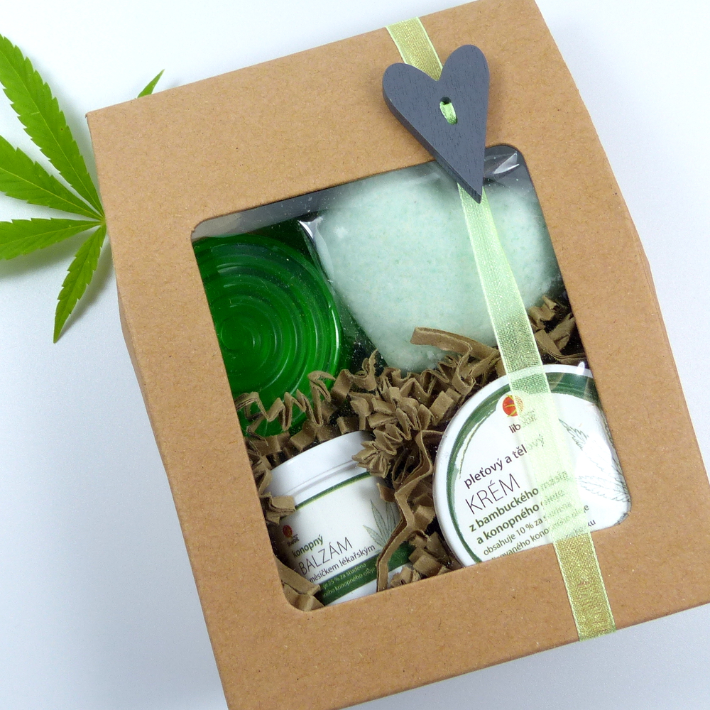Konopný dárkový balíček se srdíčkem