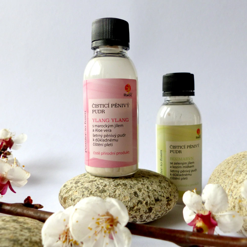 libebit pěnivý čisticí pudr YLANG YLANG mini