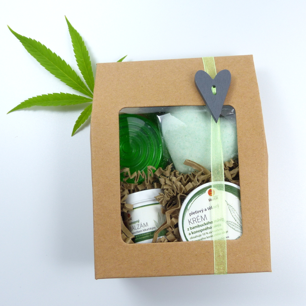 Konopný dárkový balíček se srdíčkem