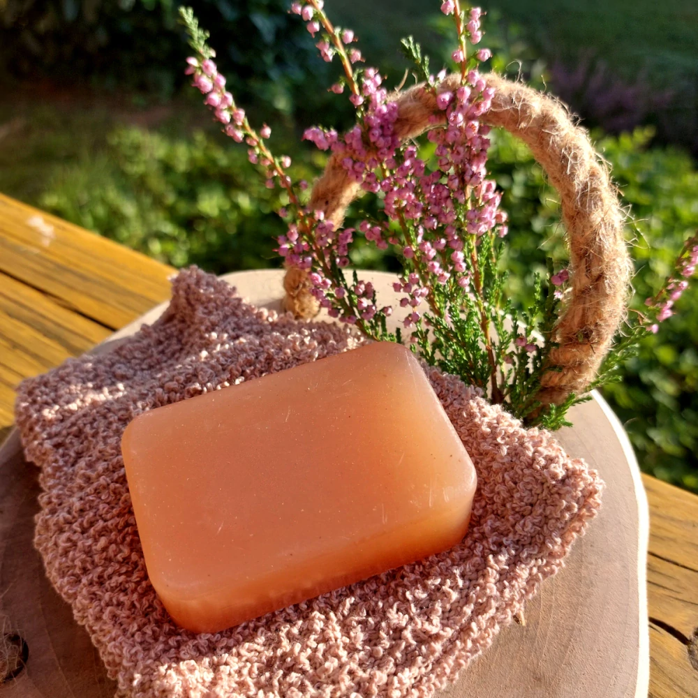 Jemné mýdlo RŮŽOVÝ JÍL a ARGANOVÝ OLEJ