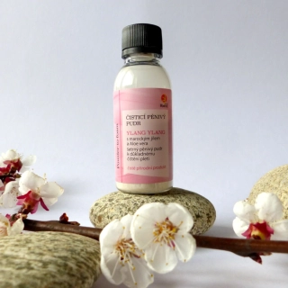 libebit pěnivý čisticí pudr YLANG YLANG mini